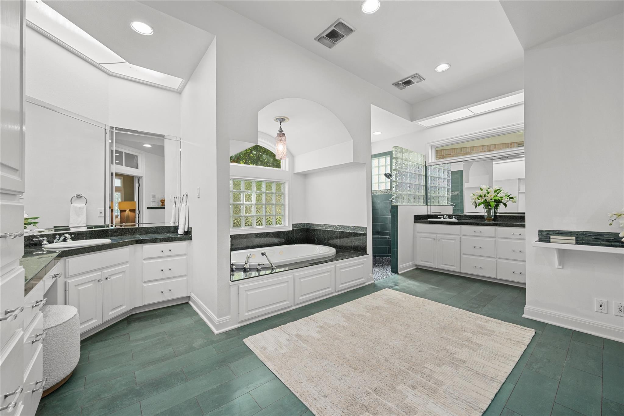 6224 Edwards Mountain CV