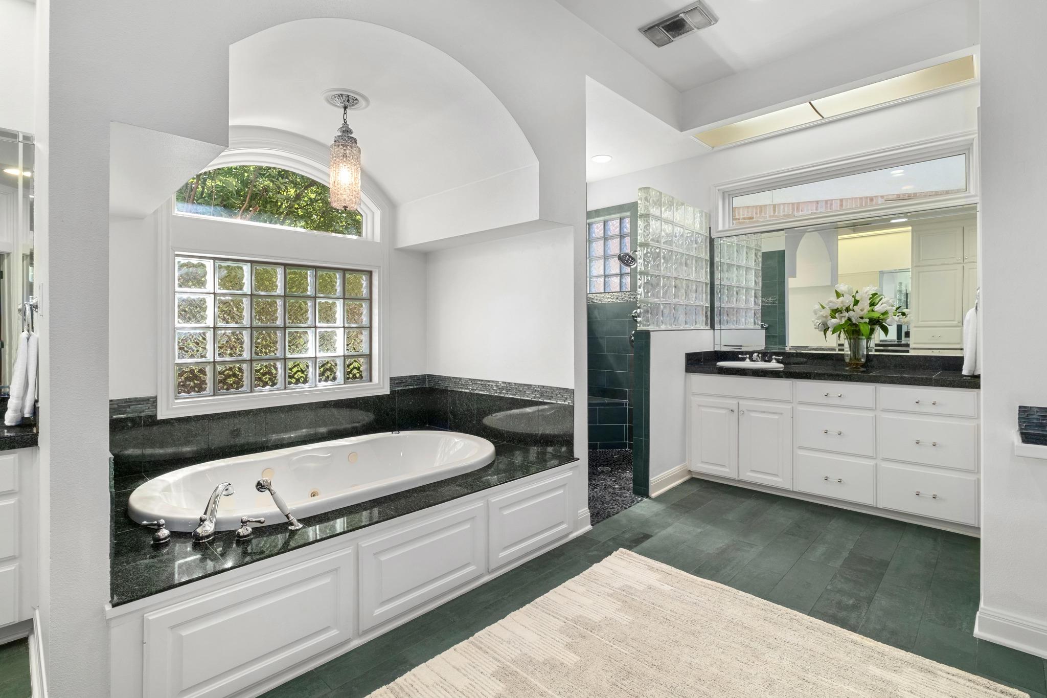 6224 Edwards Mountain CV