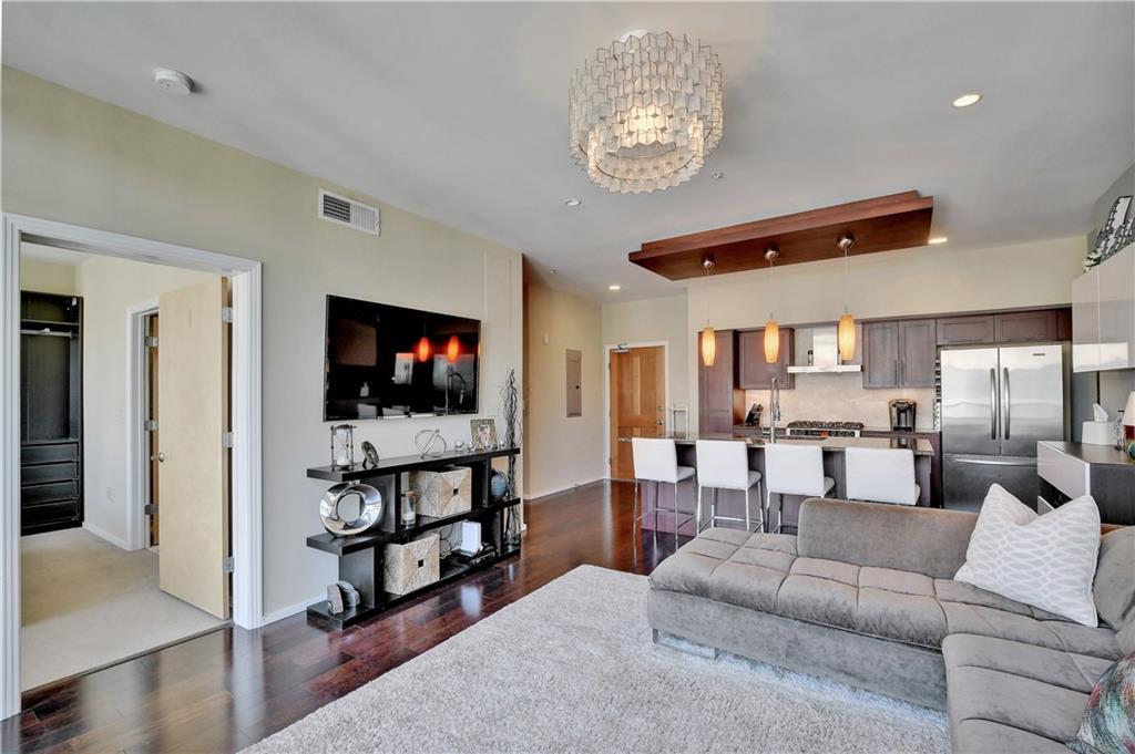 1600 Barton Springs RD # 6602