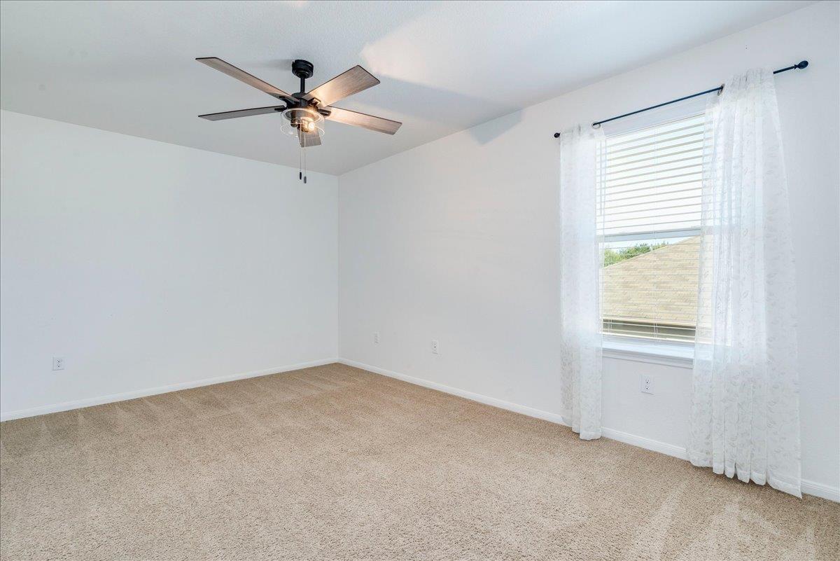121 Coleto Creek LOOP
