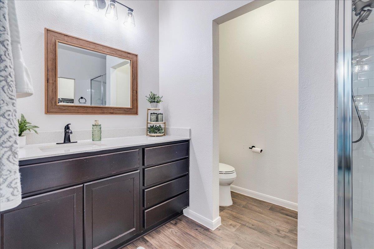 121 Coleto Creek LOOP