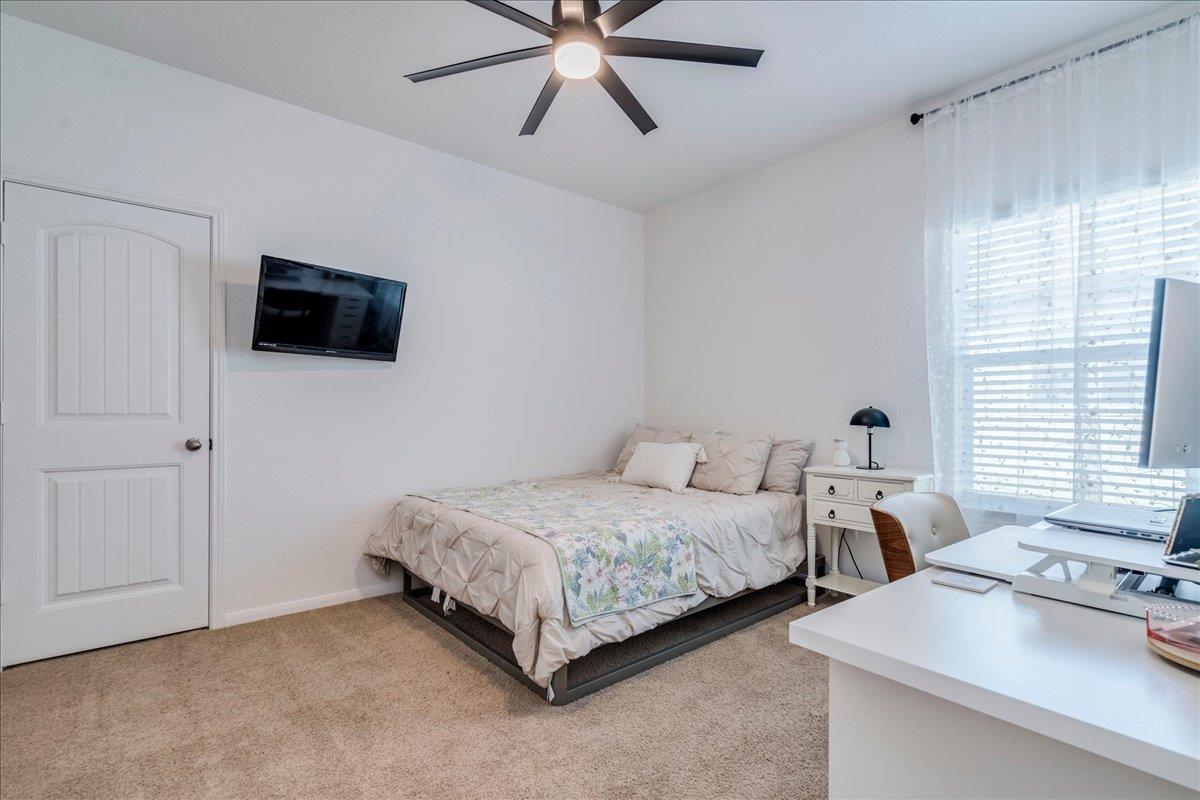 121 Coleto Creek LOOP