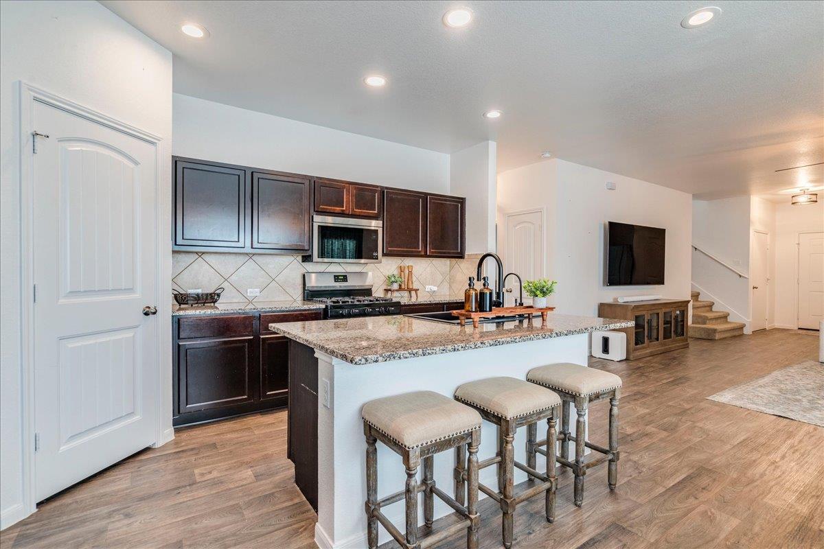 121 Coleto Creek LOOP