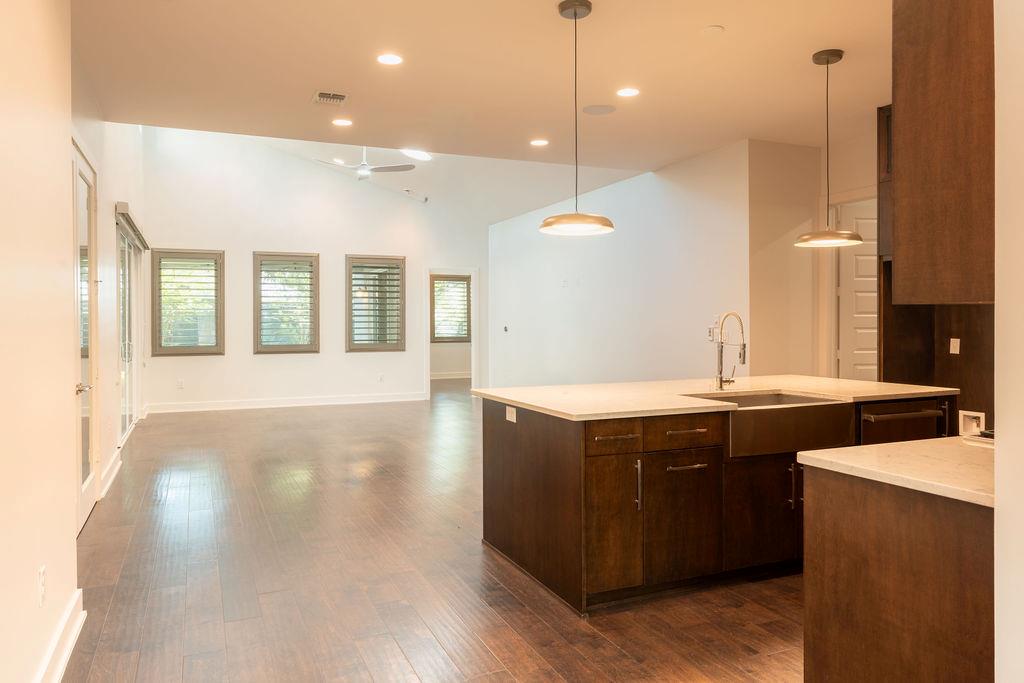 5209 Valley Oak DR
