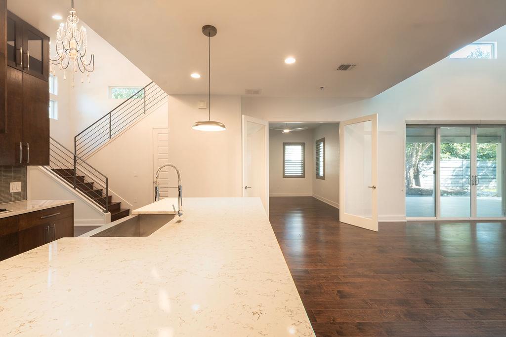 5209 Valley Oak DR
