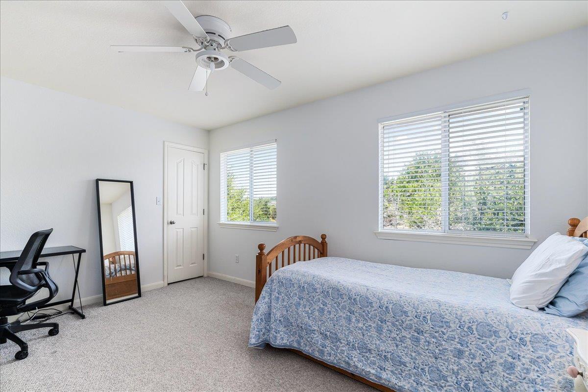 22113 Rose Grass LN