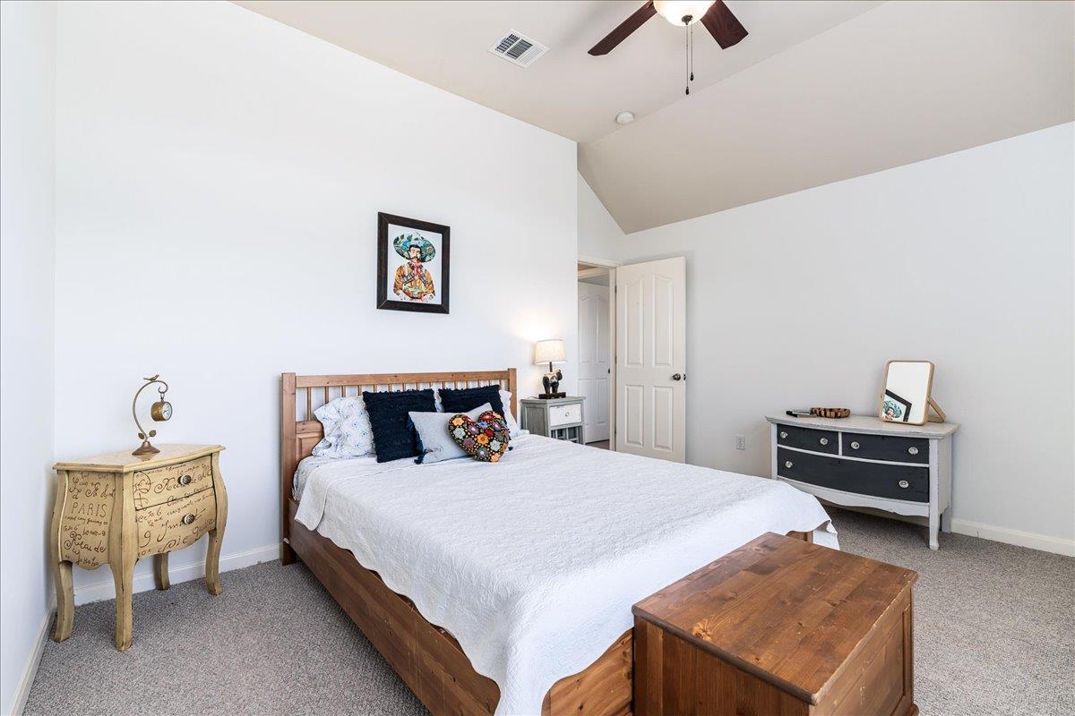 22113 Rose Grass LN