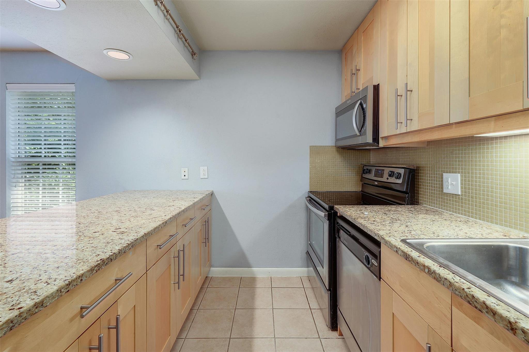 7685 Northcross DR # 524