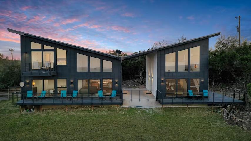 620 Windy Hills RD