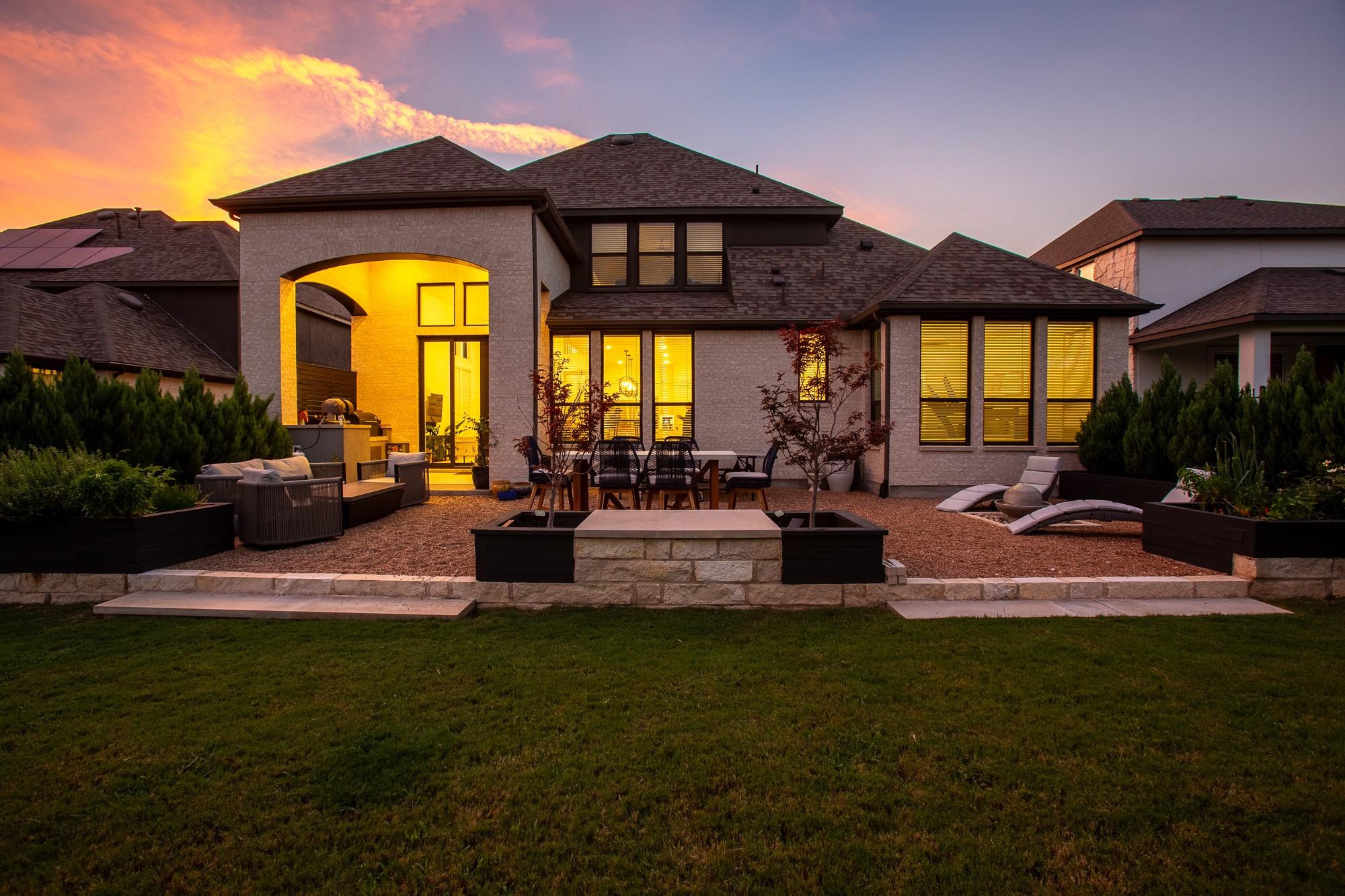 668 Two Creeks LN