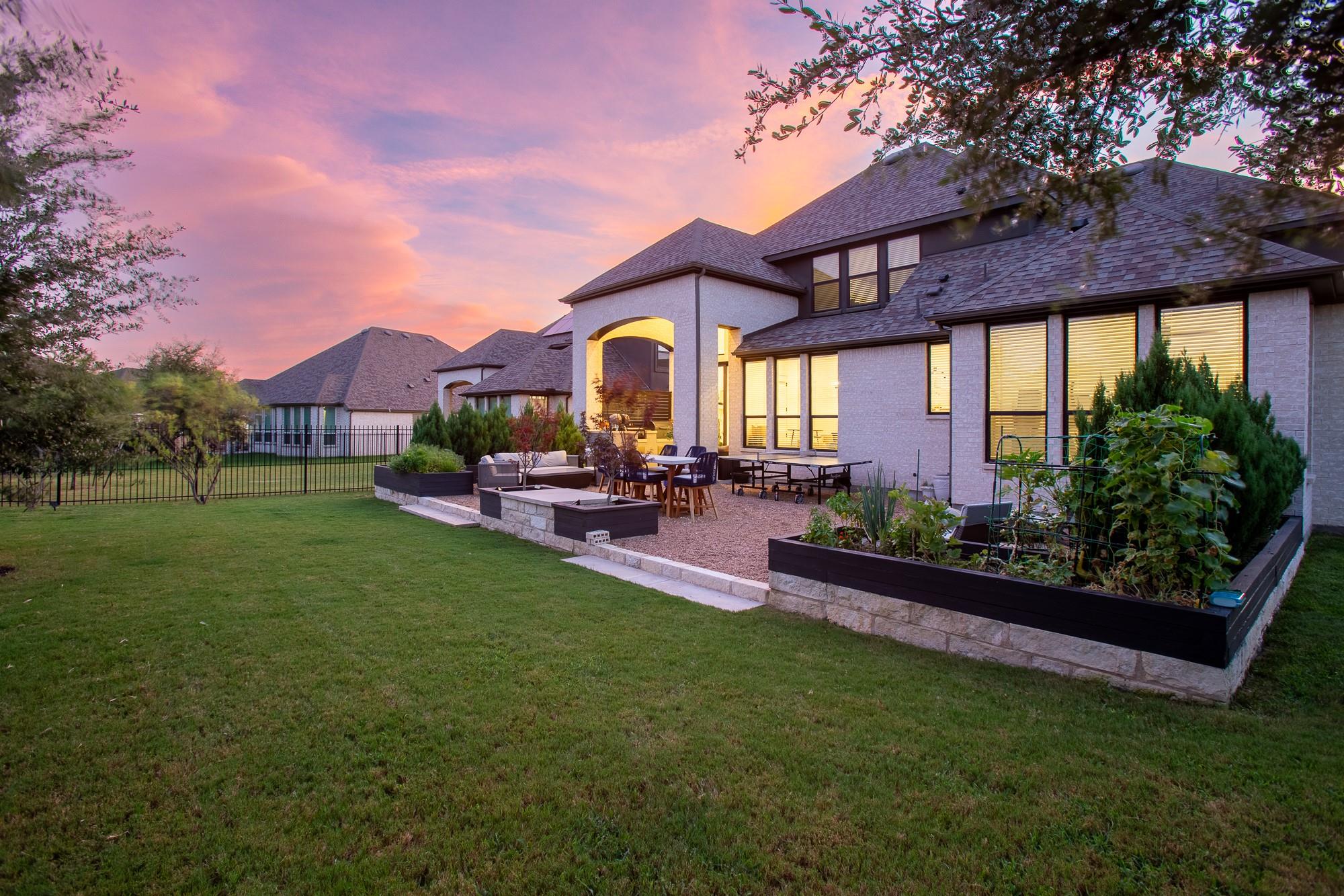 668 Two Creeks LN