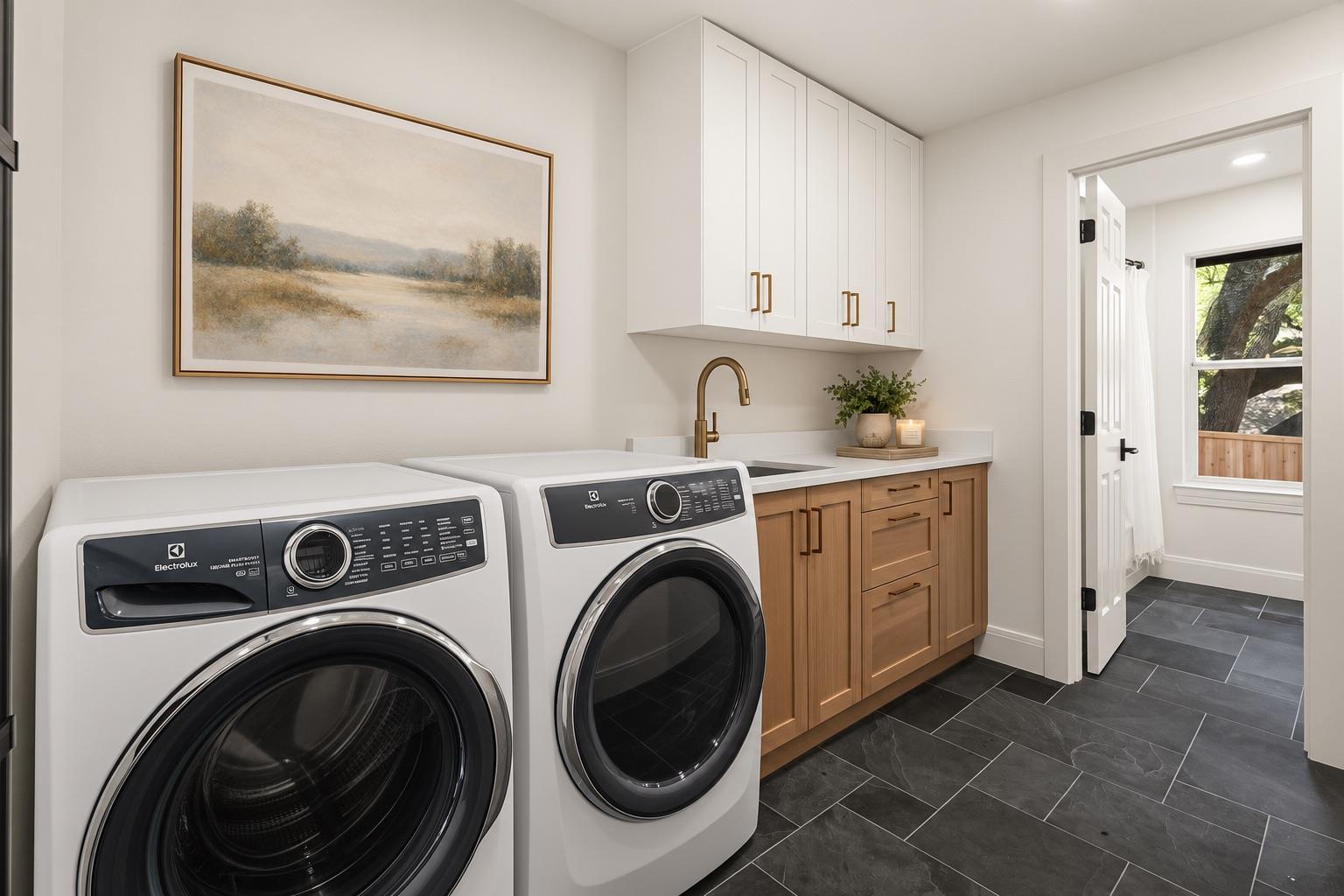 2308 Cypress PT E