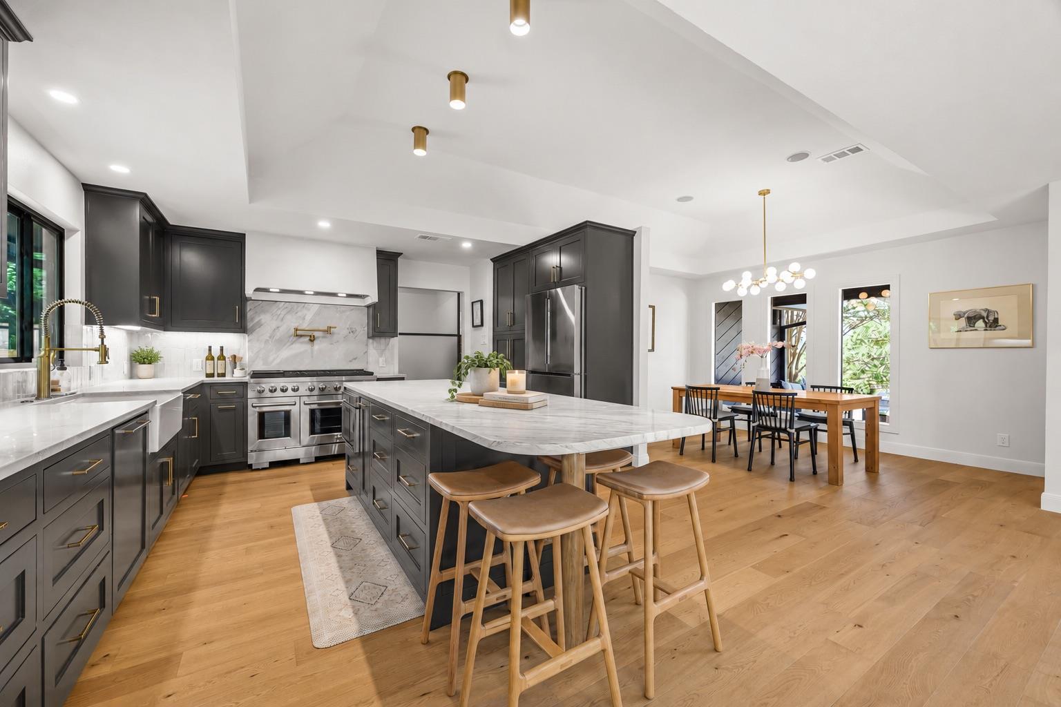 2308 Cypress PT E