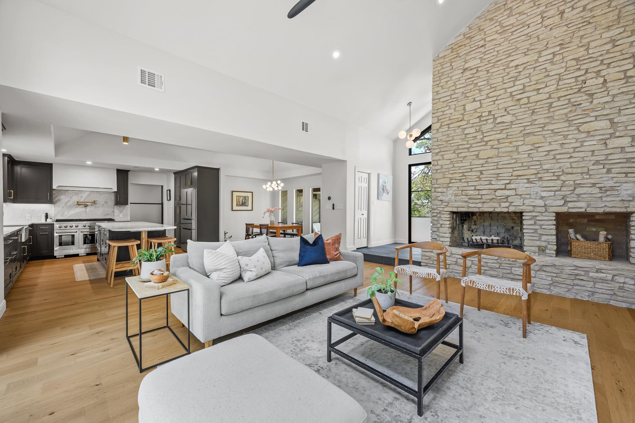2308 Cypress PT E