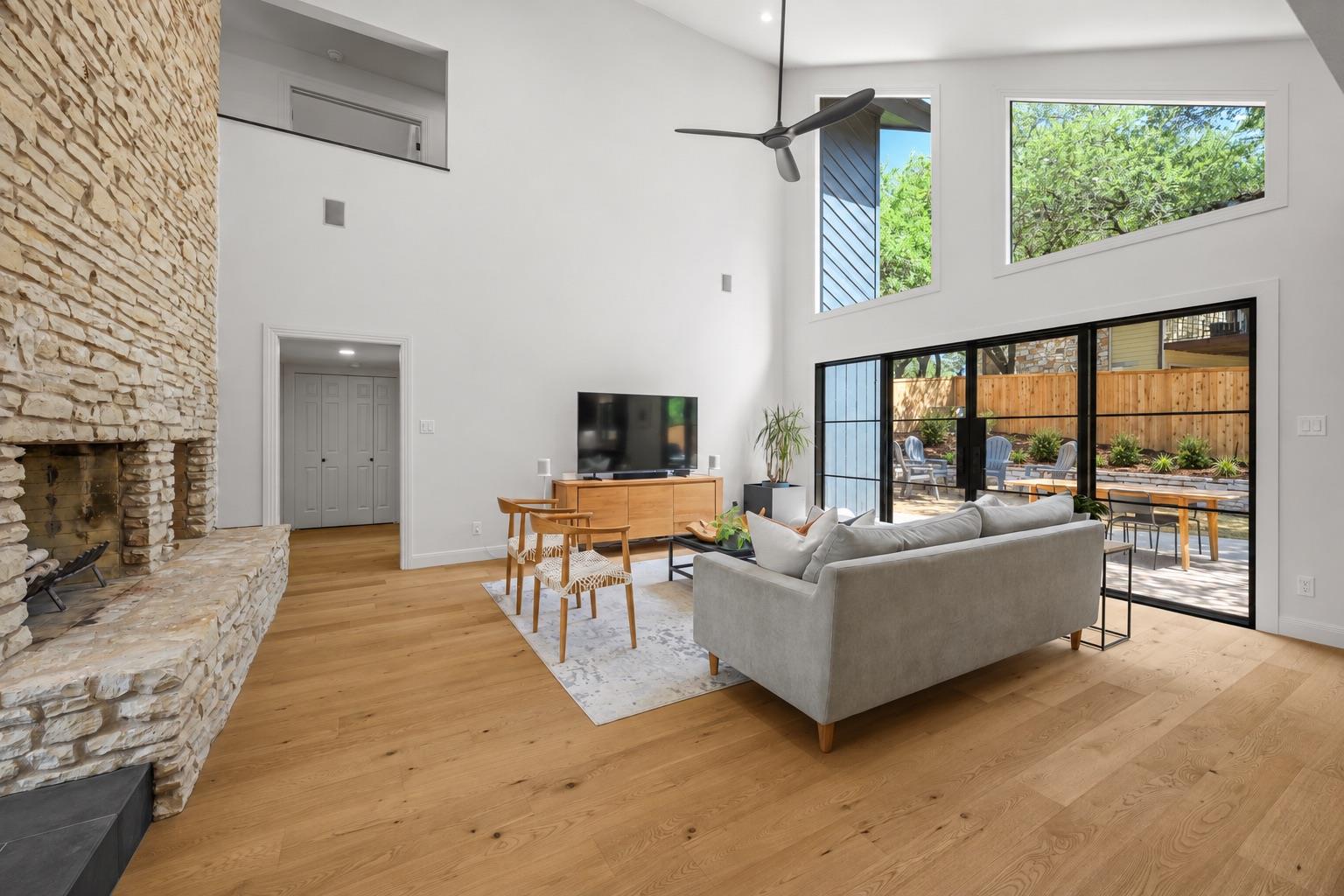2308 Cypress PT E