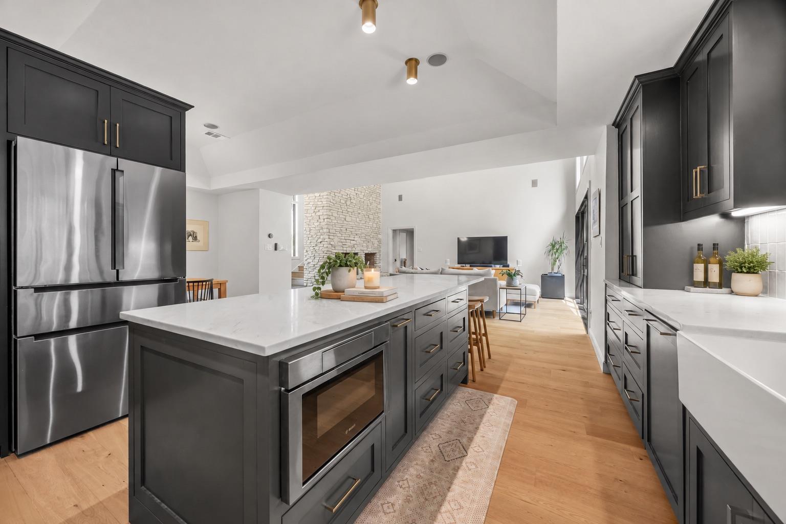 2308 Cypress PT E