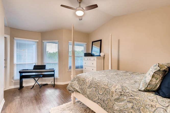 5313 Indio DR Unit C