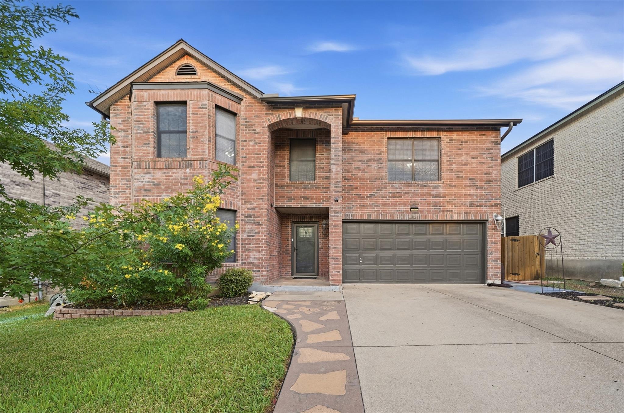 2423 Lavendale CT
