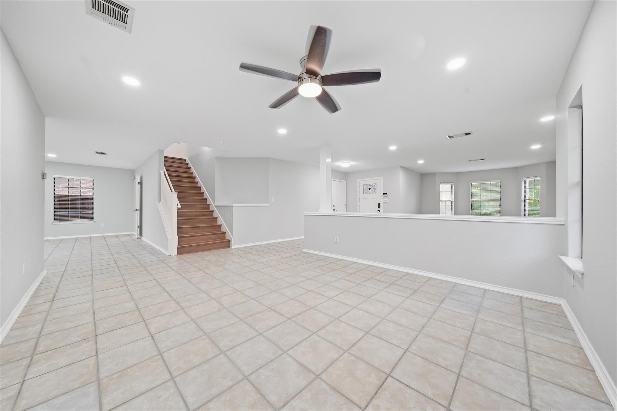 2423 Lavendale CT