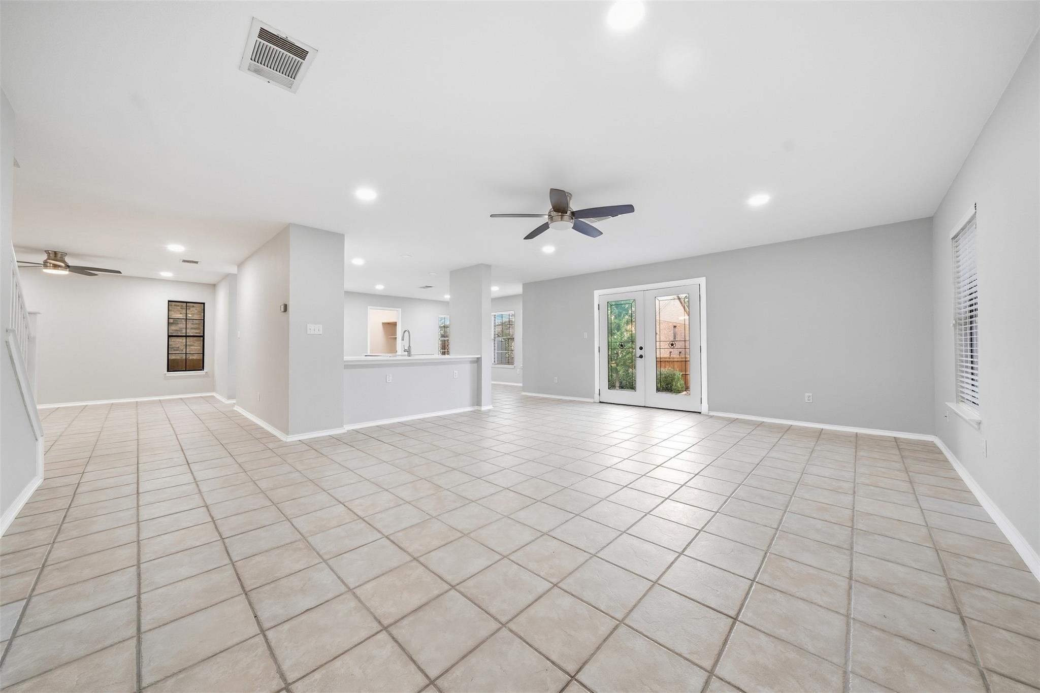 2423 Lavendale CT