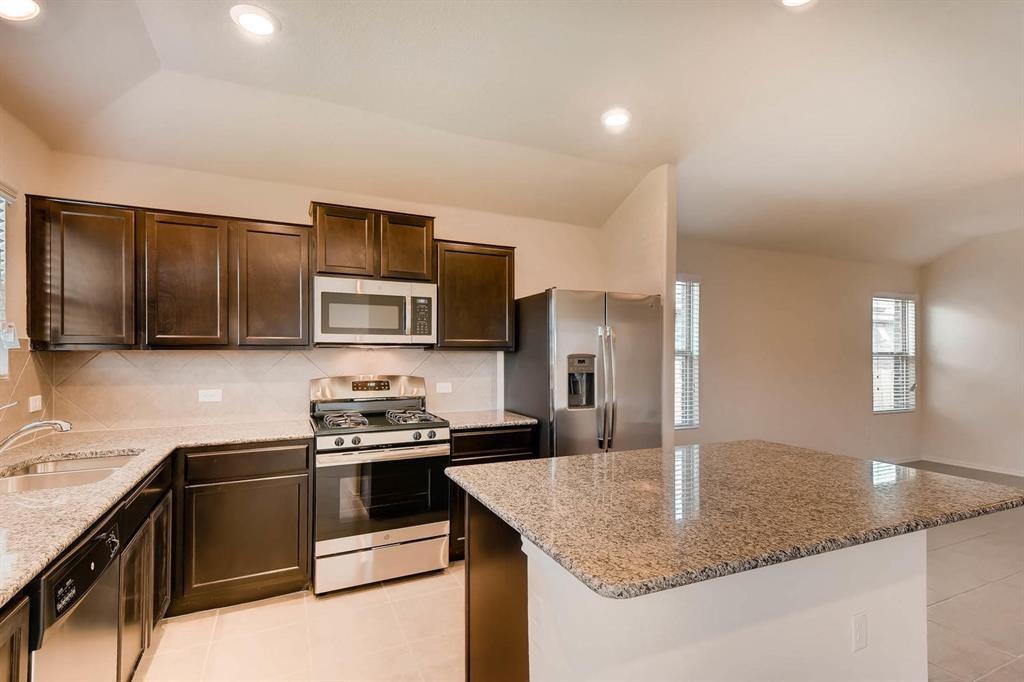 121 Andesite TRL