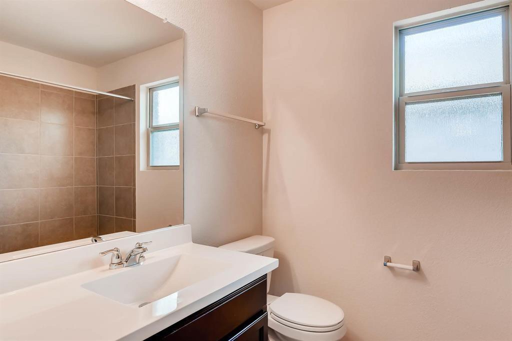 121 Andesite TRL