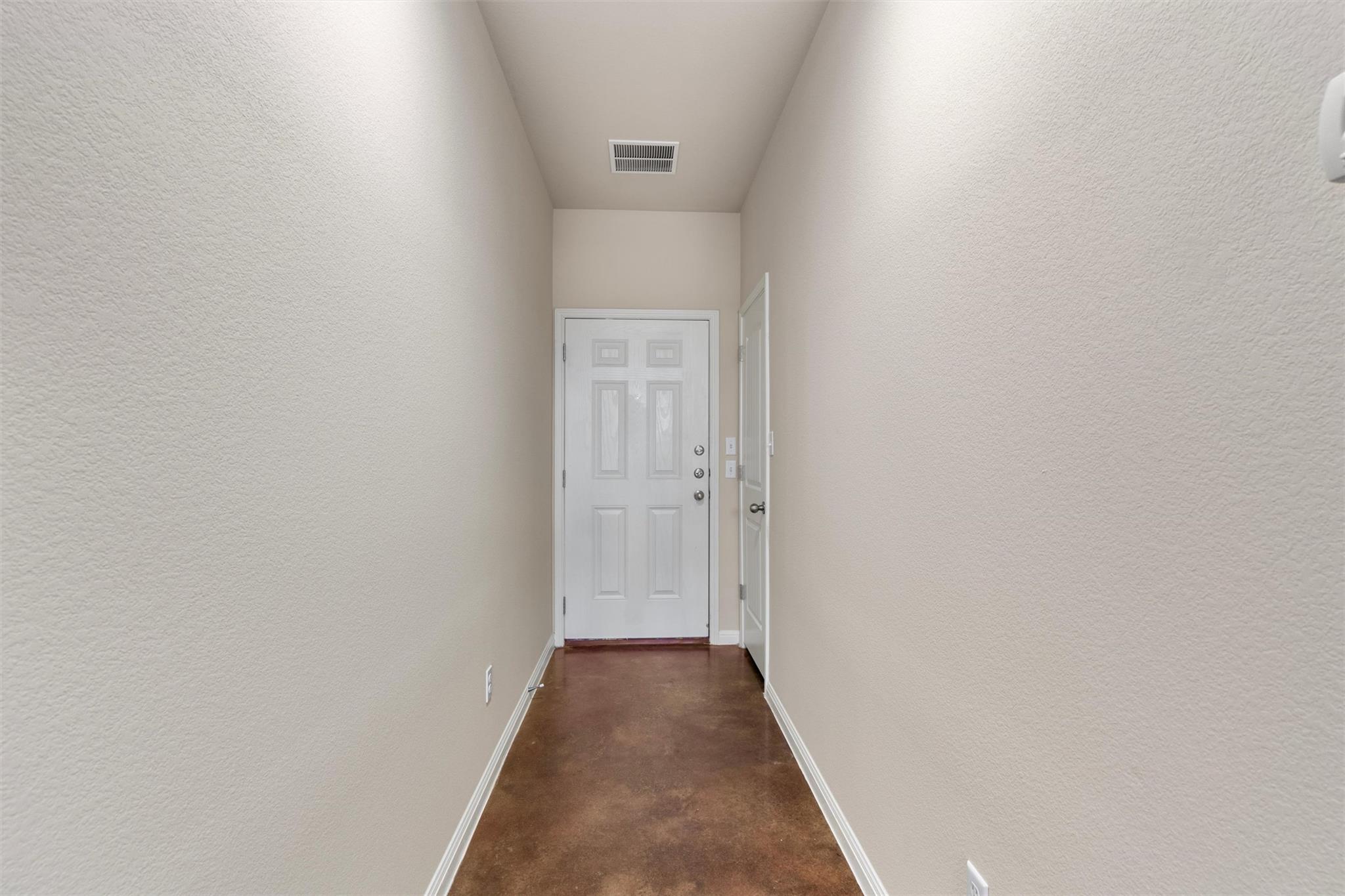 4606 Graceful LN