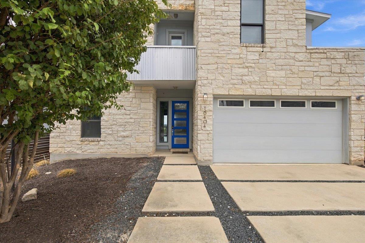 16404 Sydney Carol LN