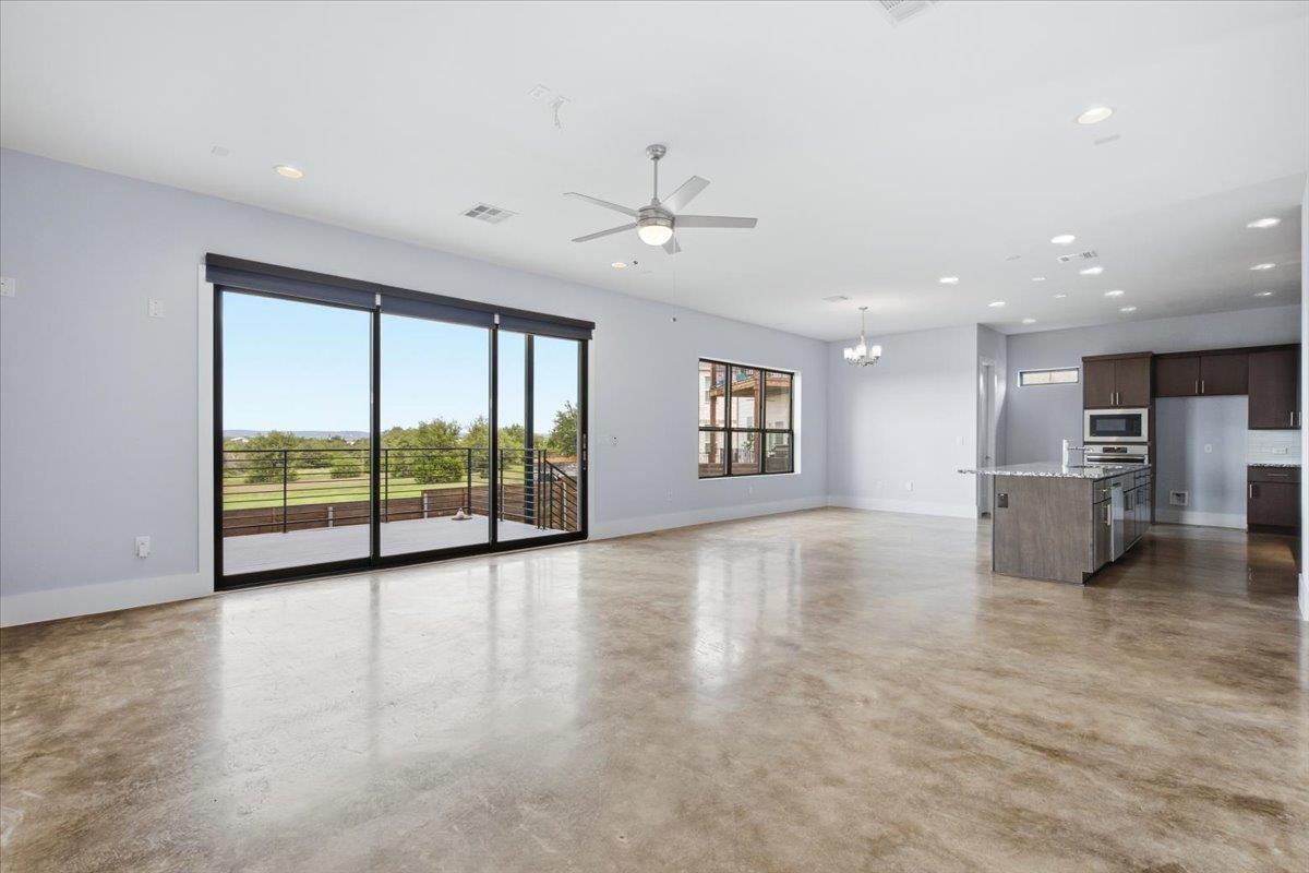 16404 Sydney Carol LN