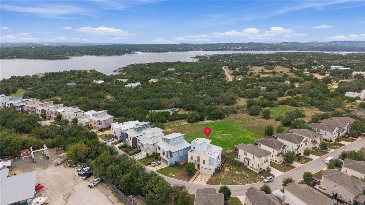16404 Sydney Carol LN