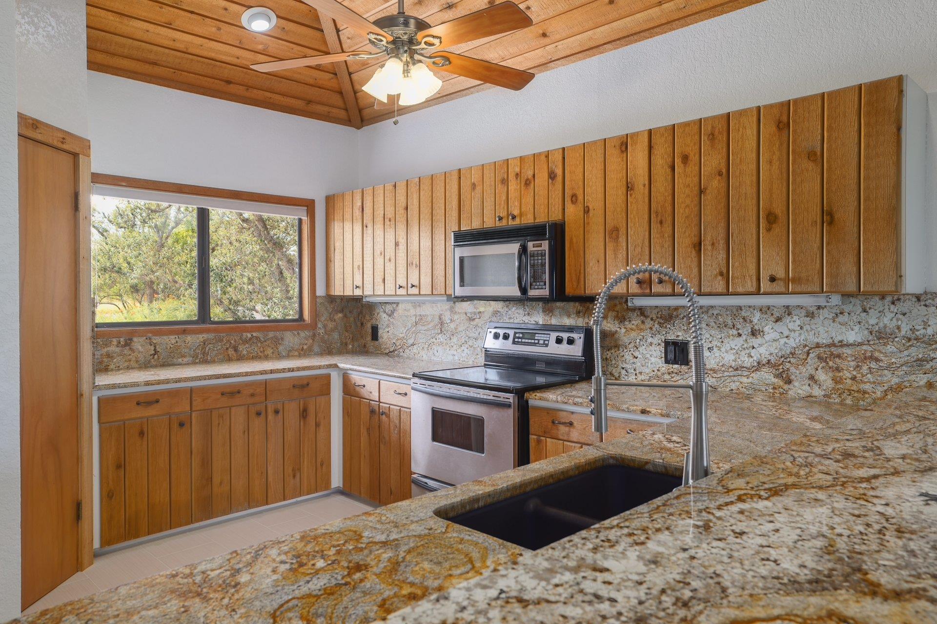 313 Kendall RD