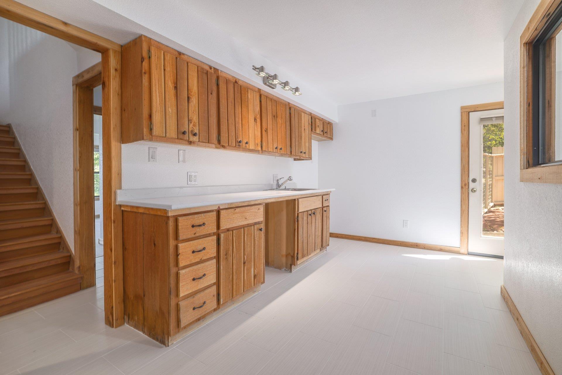 313 Kendall RD