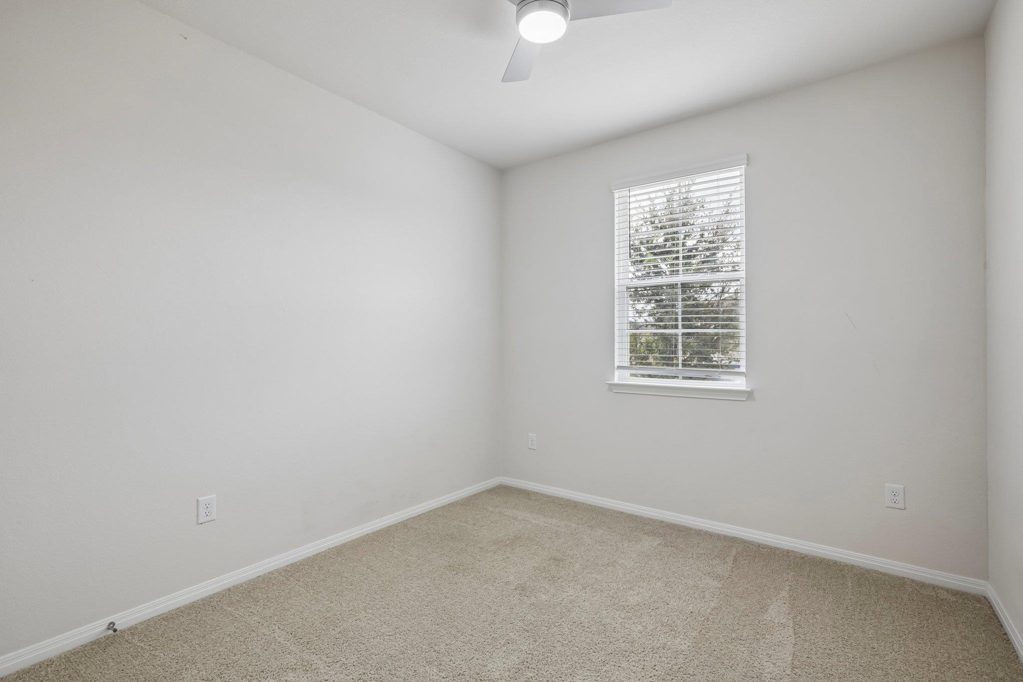 149 Mackinac LN