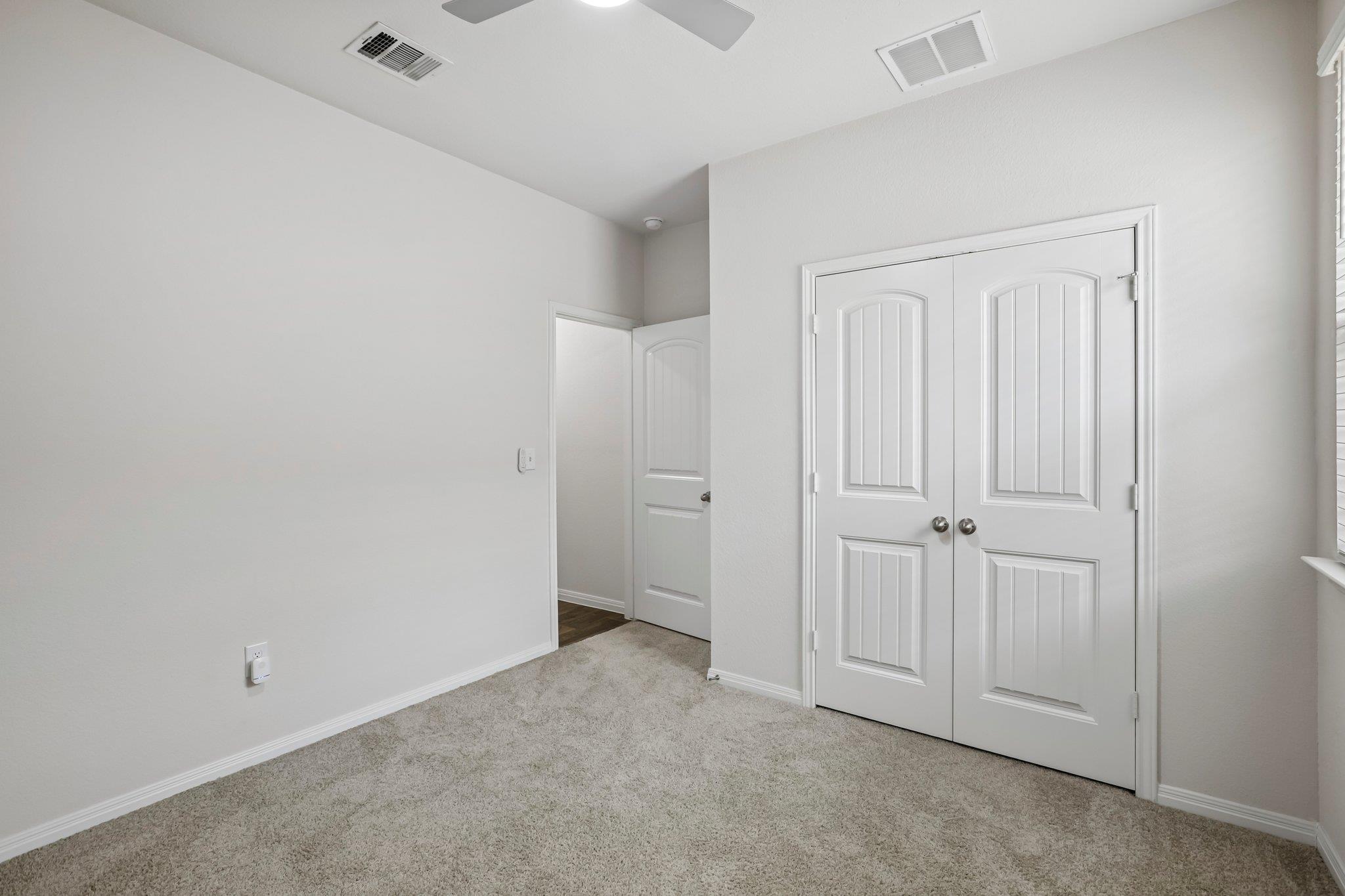 149 Mackinac LN