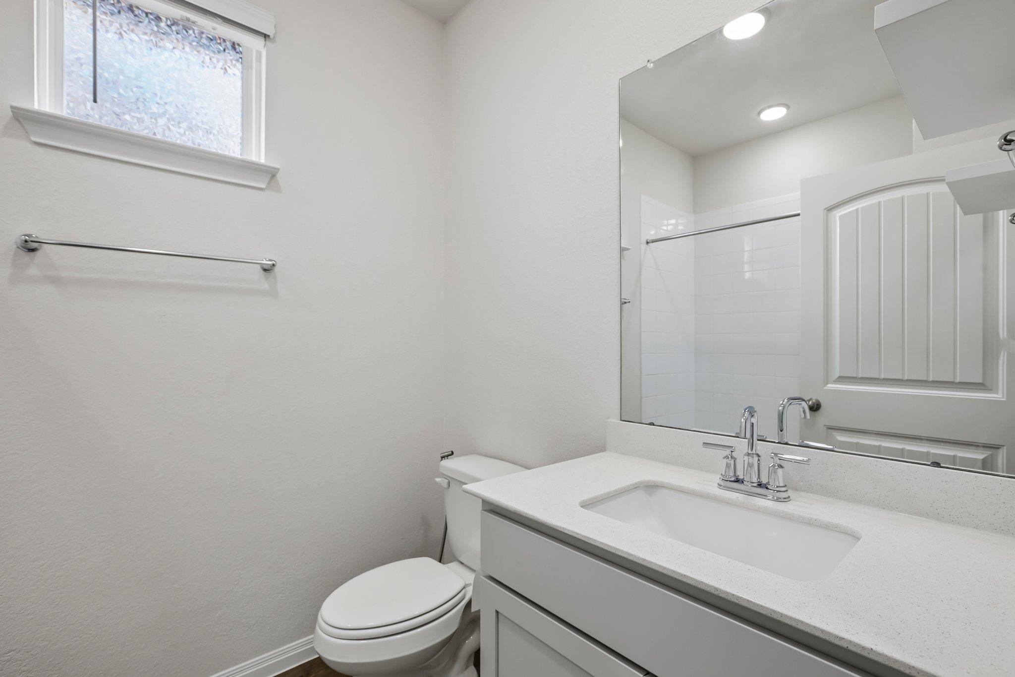 149 Mackinac LN