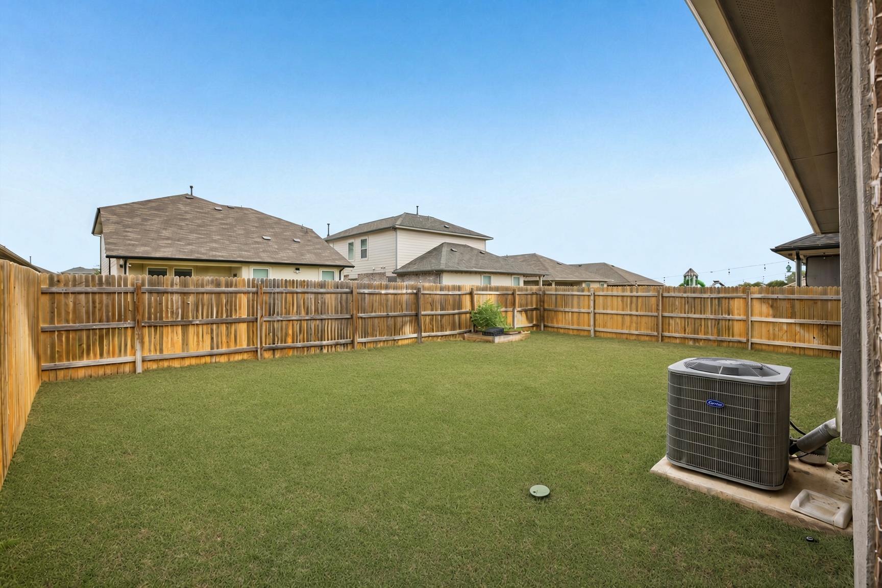 149 Mackinac LN