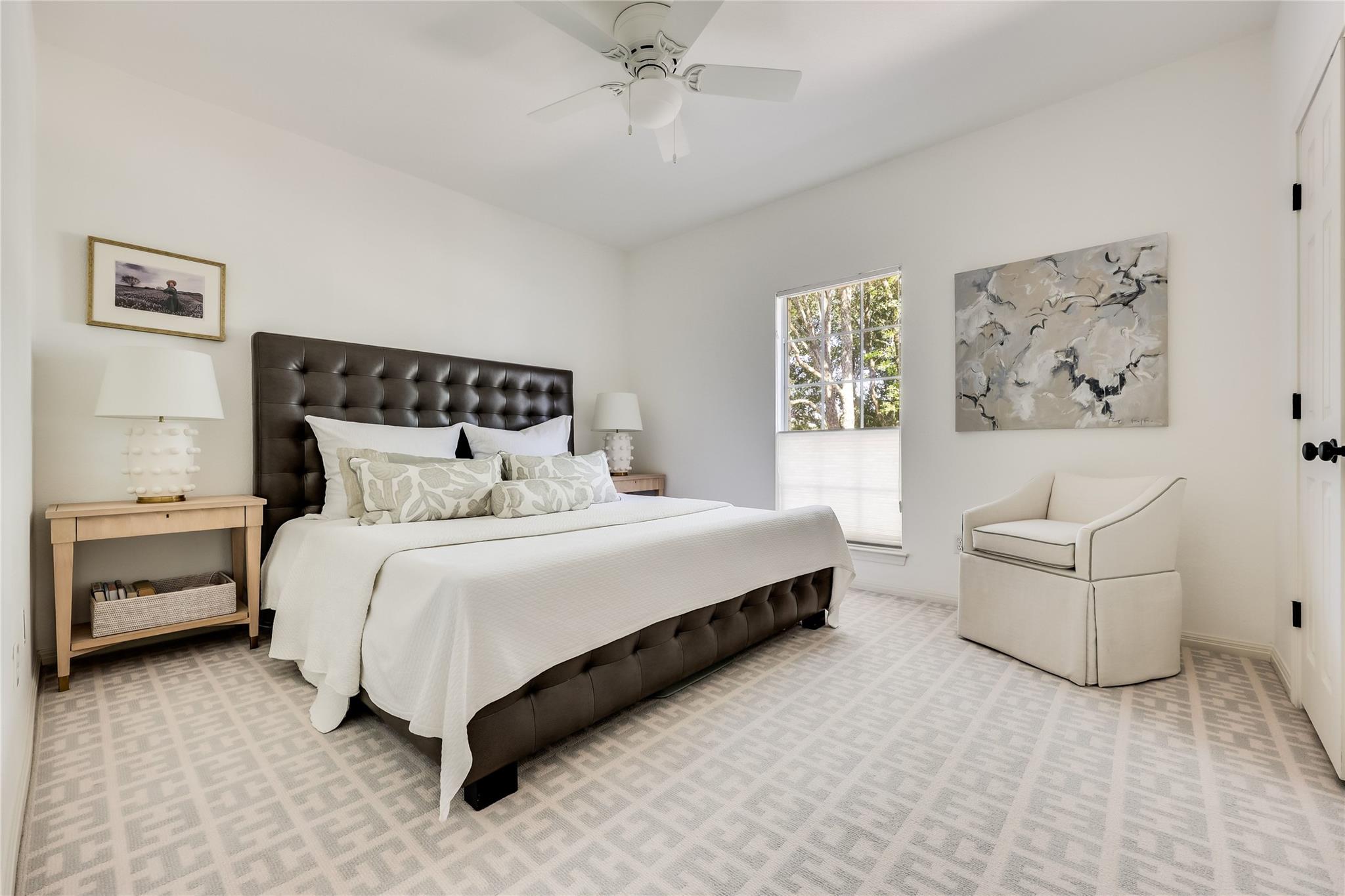 136 Territory DR