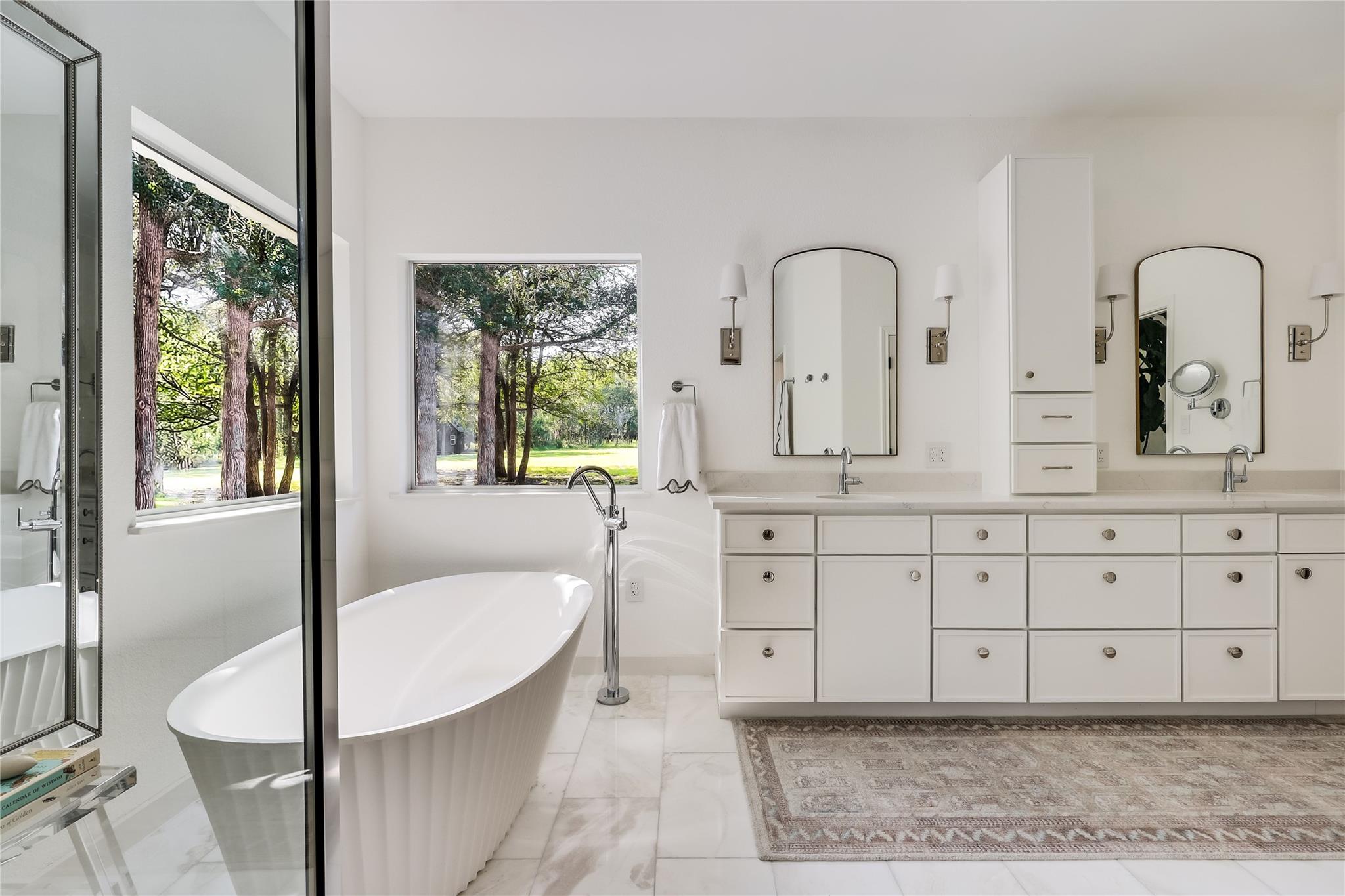 136 Territory DR