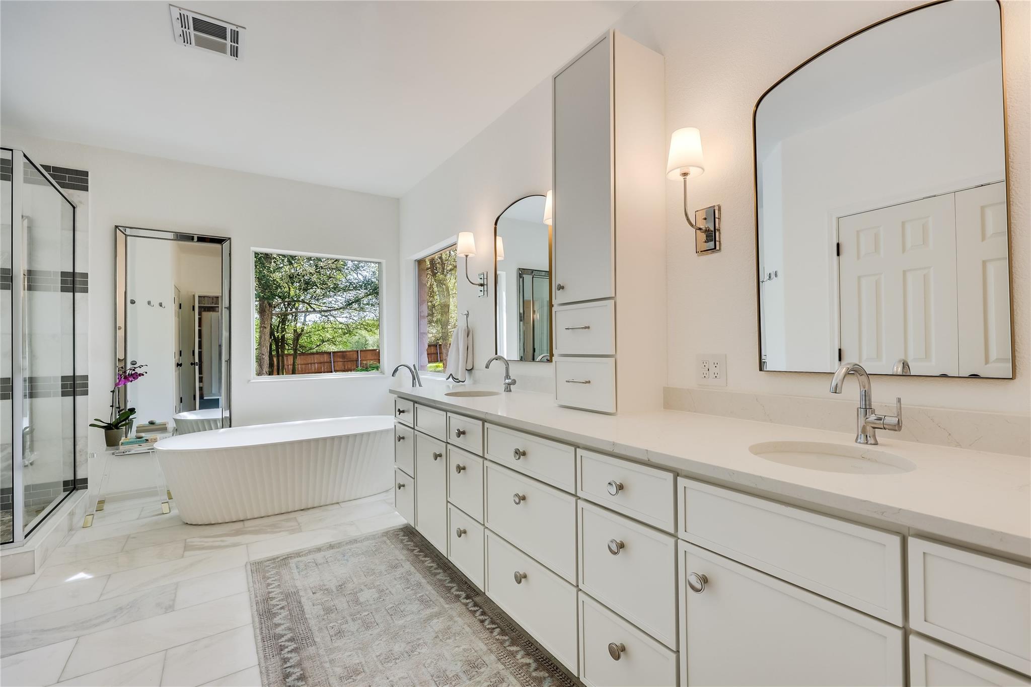 136 Territory DR