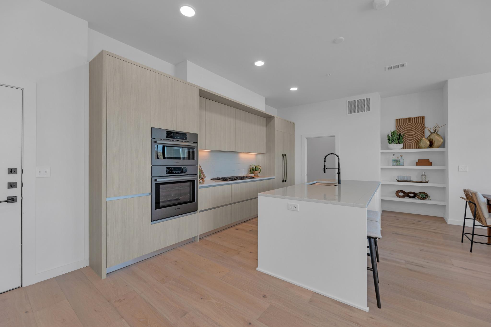 2209 S 1st ST # 403