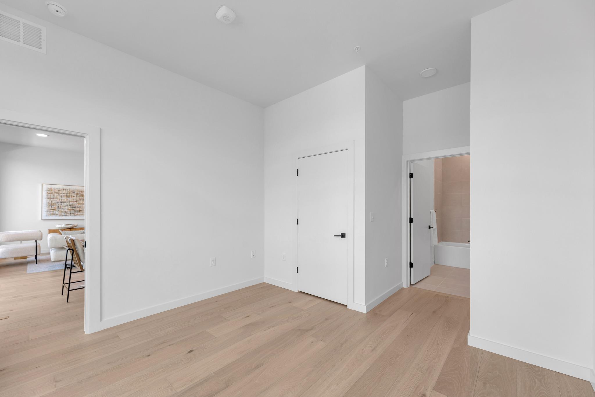 2209 S 1st ST # 403