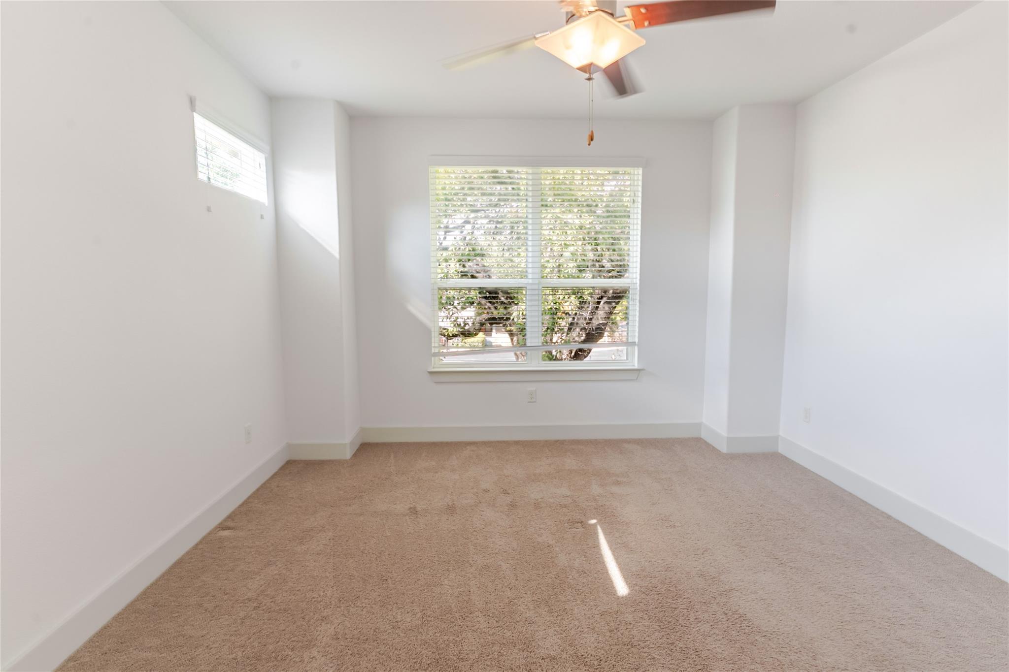 1400 Homespun RD