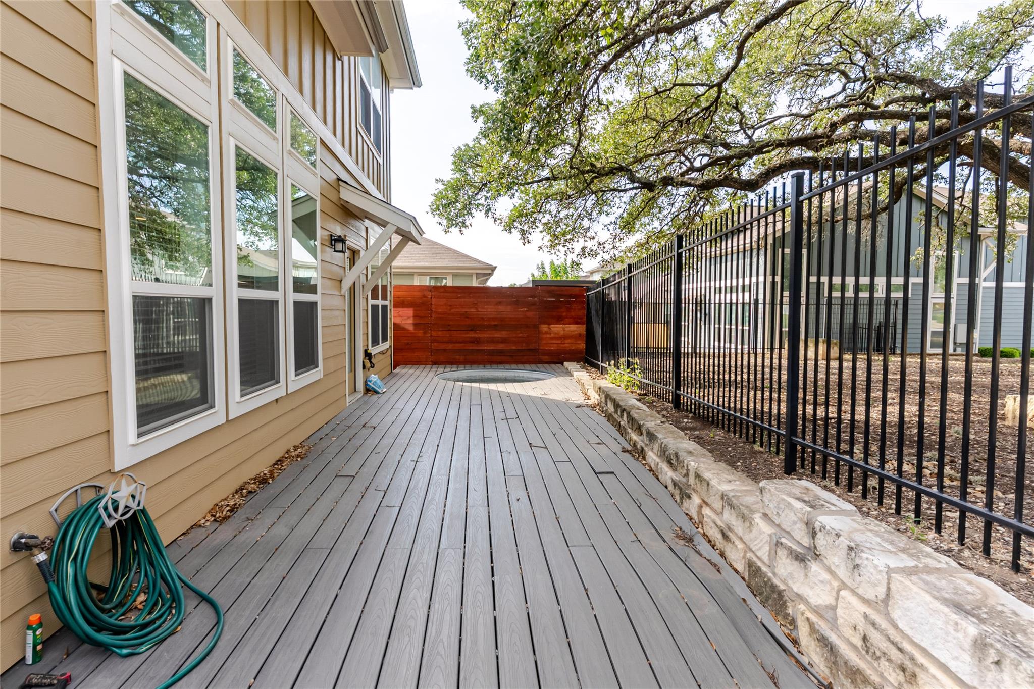 1400 Homespun RD
