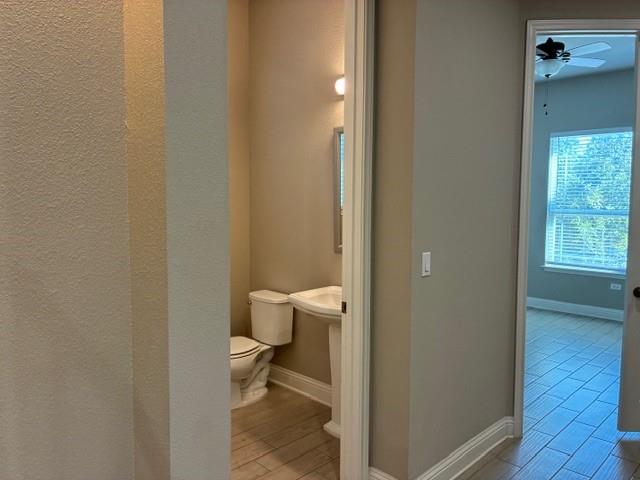 8908 Jodie LN
