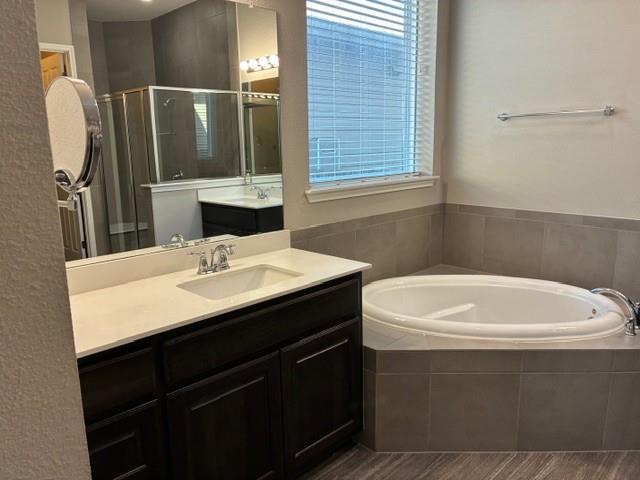 8908 Jodie LN