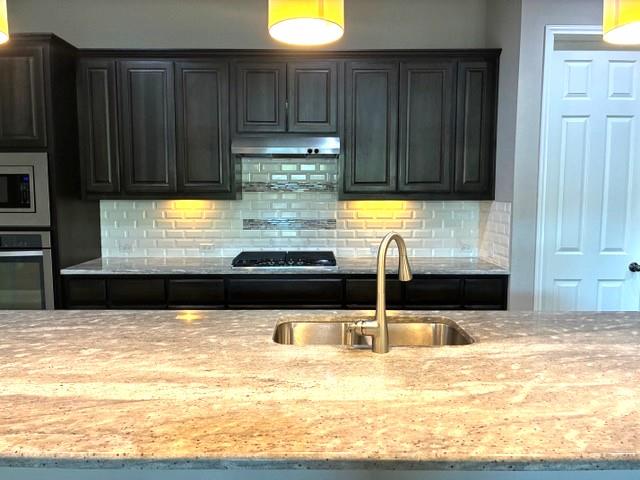 8908 Jodie LN