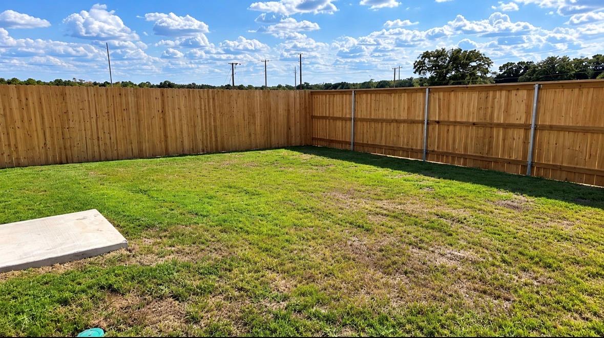 109 Mullins DR