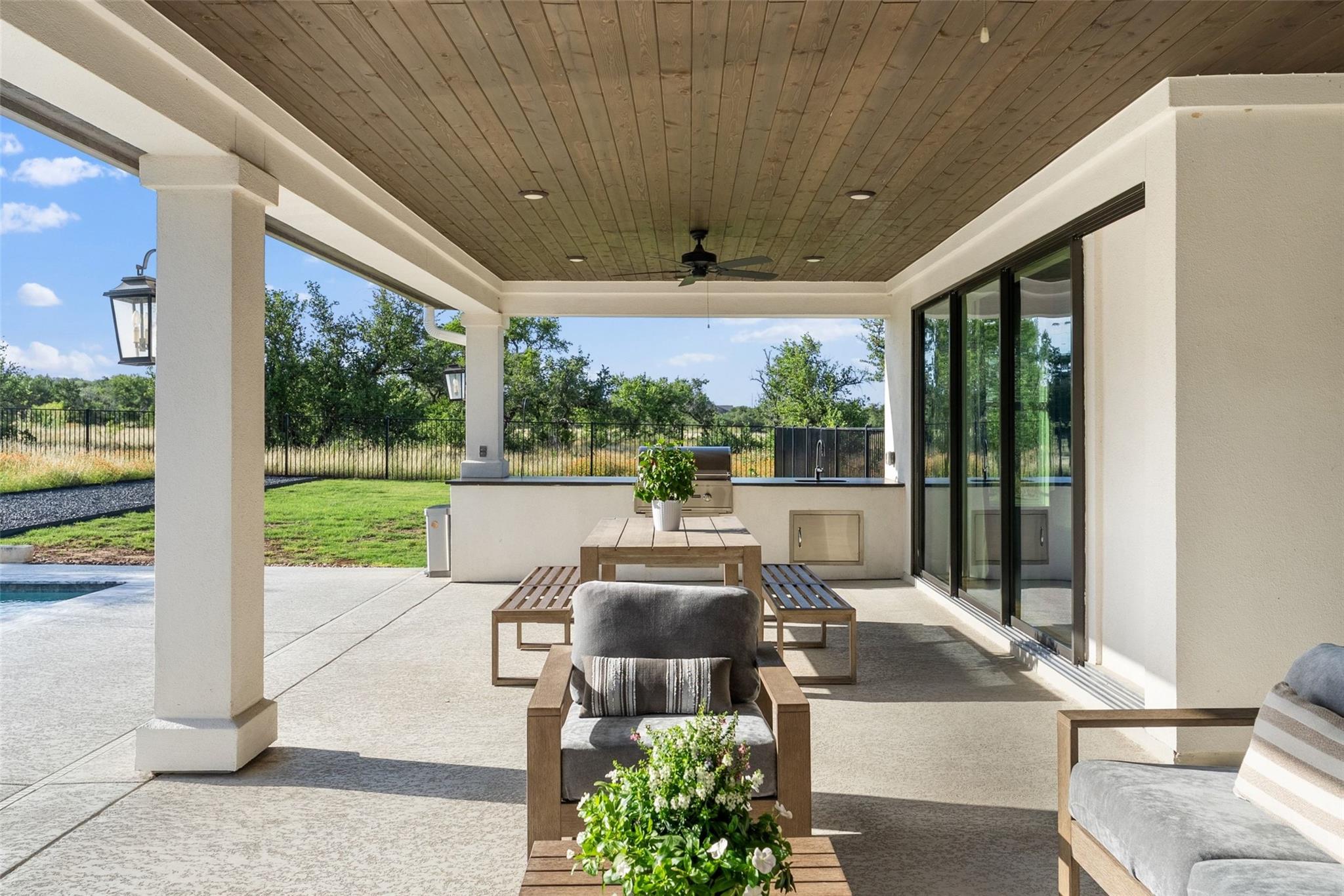 412 Oakpark DR
