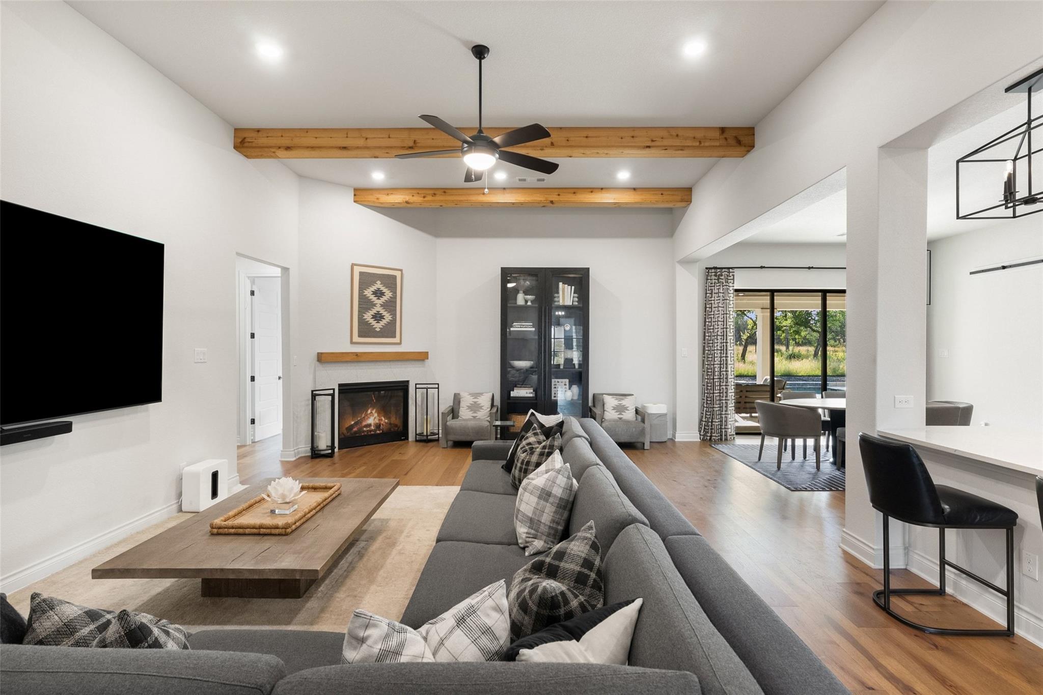 412 Oakpark DR