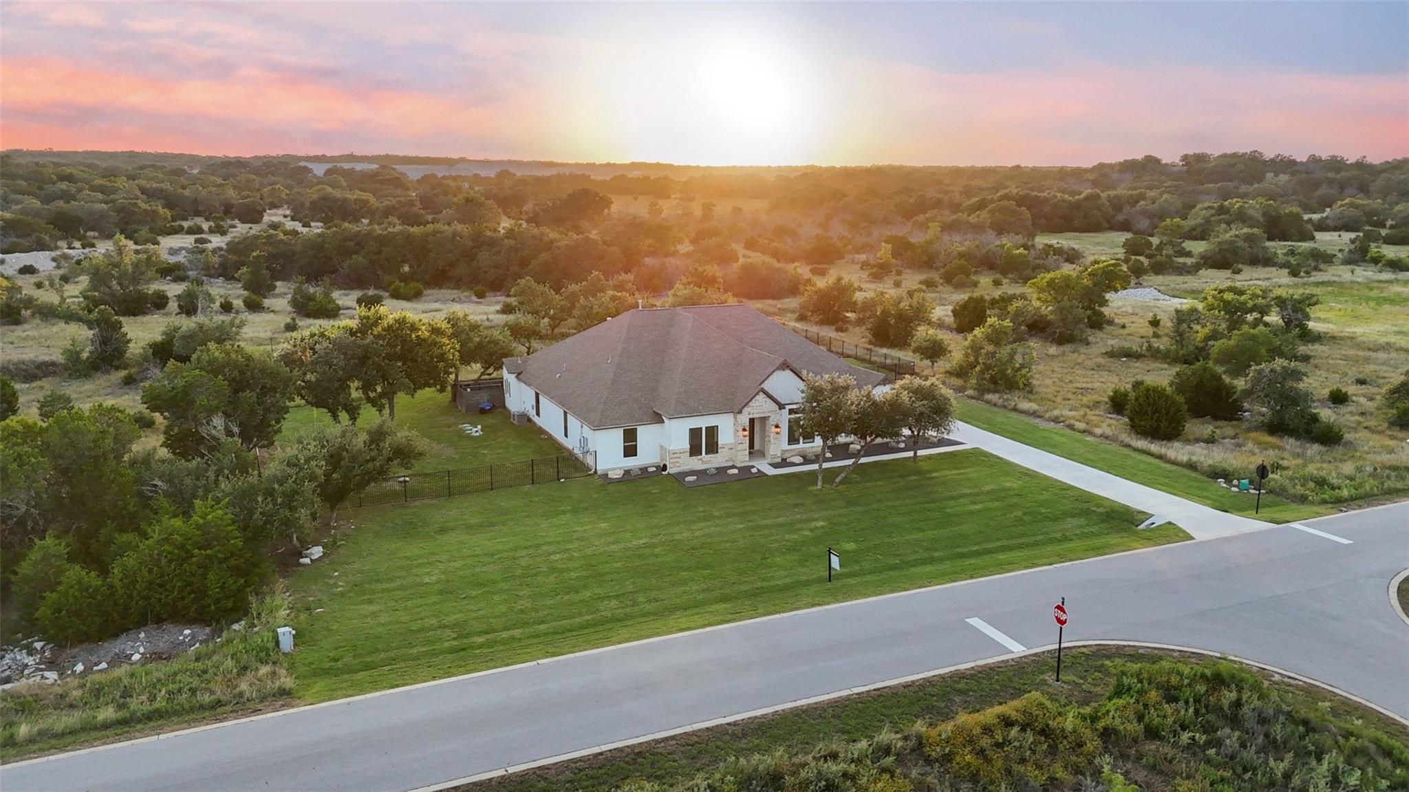 412 Oakpark DR